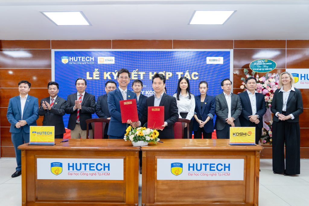 KOSHI-ky-ket-MOU-voi-HUTECH