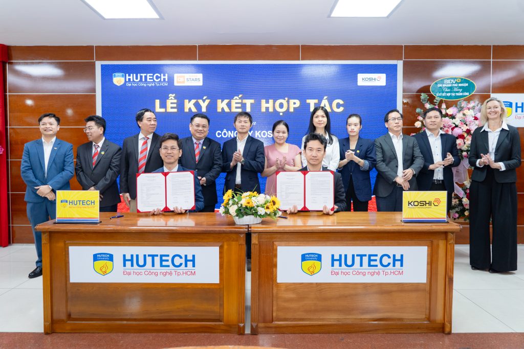 KOSHI-ky-ket-MOU-voi-HUTECH