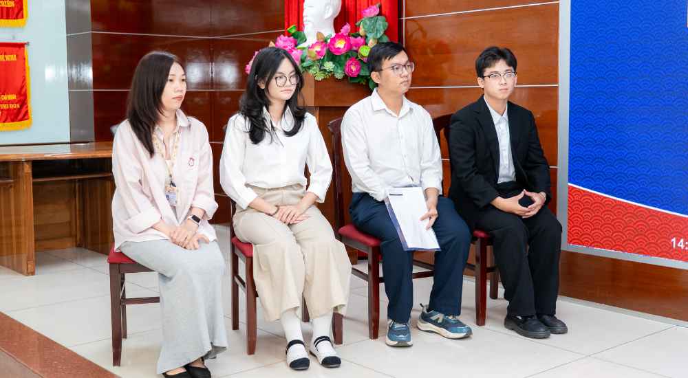 Phỏng vấn nhóm - đặc trưng tuyển dụng của Nhật