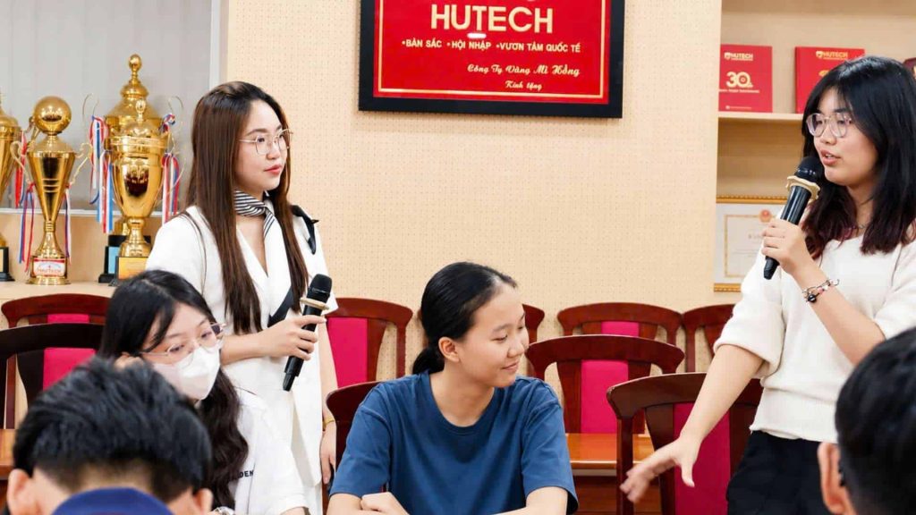 KOSHI tại HUTECH
